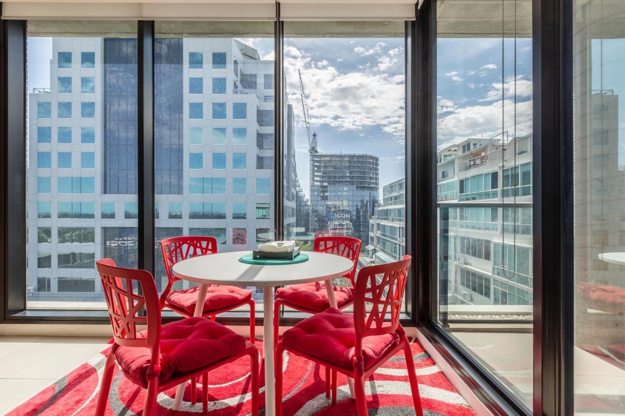 Light, Airy, Spacious Queens Road Apartment 墨尔本 外观 照片